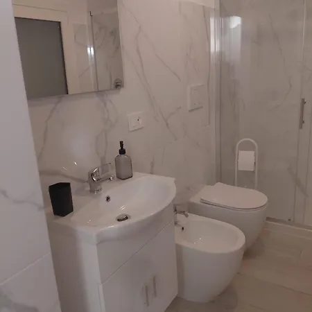 Apartamento Affitti Brevi Via Sauro Ponte Lucano